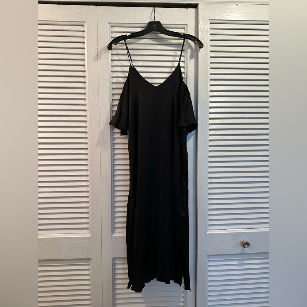 Aritzia Wilfred Black Midi Dress with Flutter Sleeve